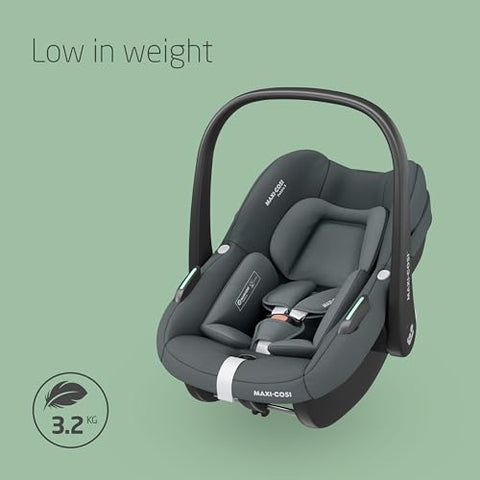 Maxi-Cosi Pebble S i-SIze, Baby Car Seat, 0 - 15 Months, 0 - 13 kg, 40 - 83 cm, Lightweight Car Seat Newborn, Click & Go Installation, G-CELL Side Impact Protection, Baby-Hugg Inlay, Tonal Black